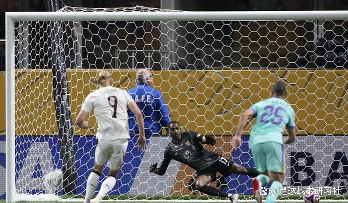 爱游戏APP-曼城横扫对手，轻松晋级下一轮