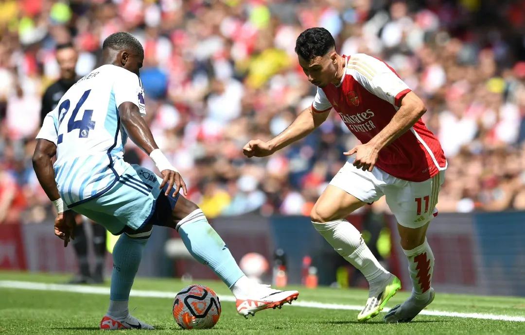 爱游戏下载-马赛球员在比赛中展现出色的技术和意识