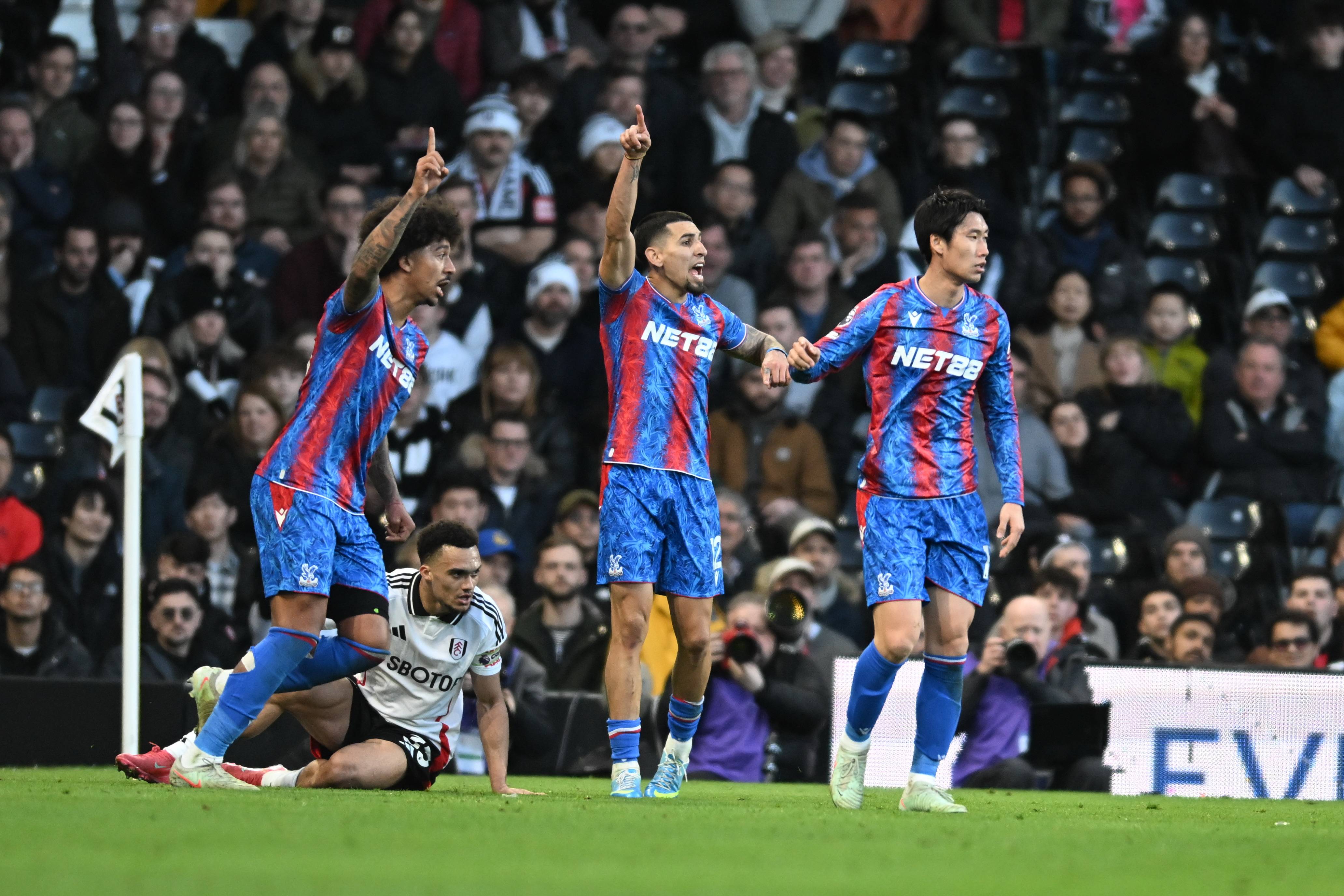 爱游戏官网-水晶宫中场受伤停赛，球队实力受影响的简单介绍