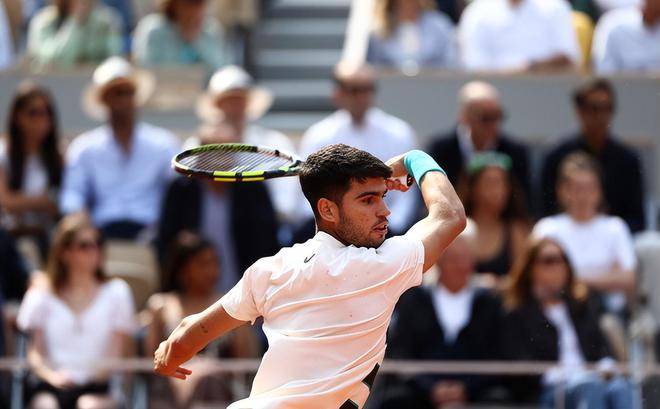 爱游戏官方-关于蒙特卡洛大师赛逆转法网，阿尔卡拉斯状态火热的信息