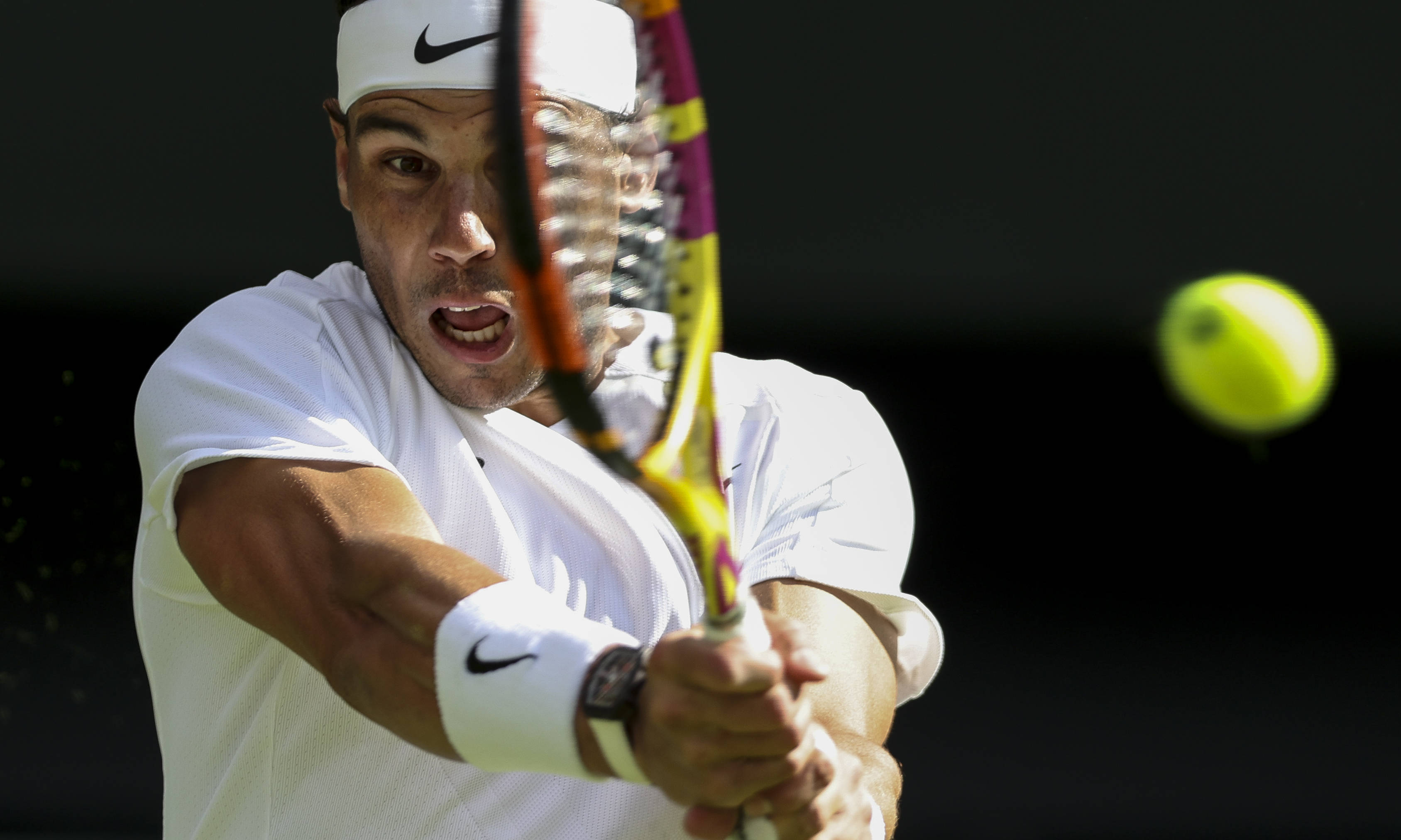 爱游戏官方入口-温网鏖战ATP总决赛，纳达尔高光表现的简单介绍