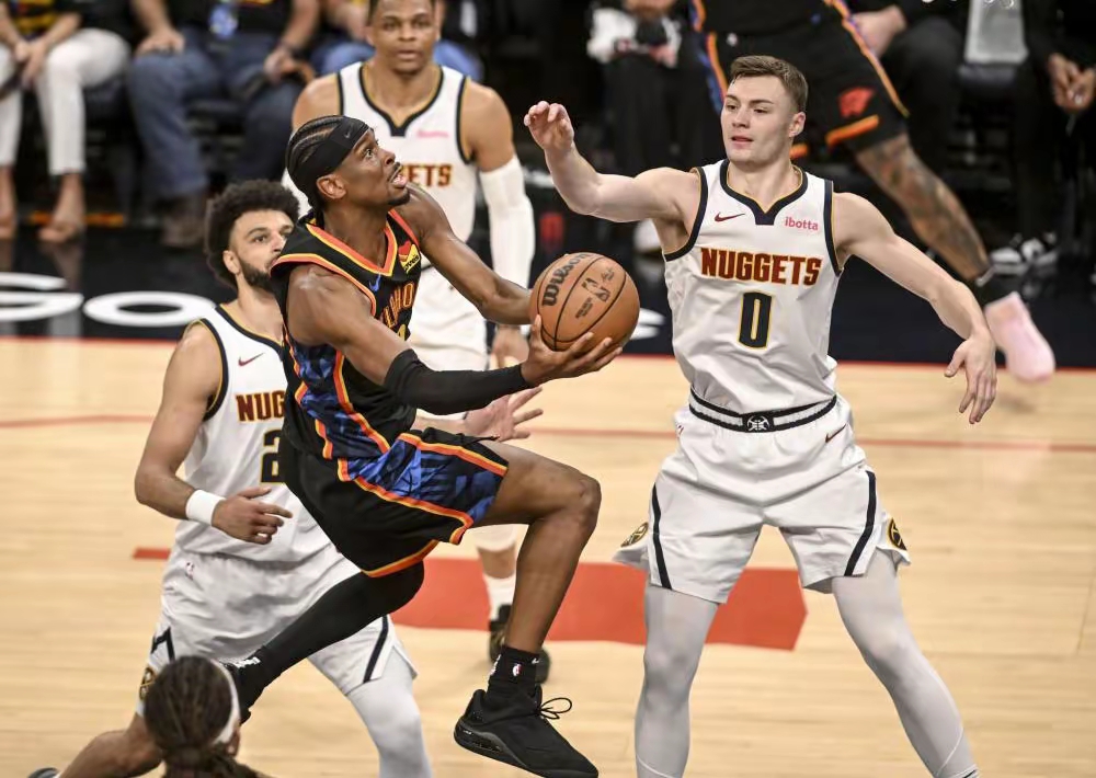 AYX体育赛事-包含掘金全队大胜独行侠！约维奇砍下神奇数的词条