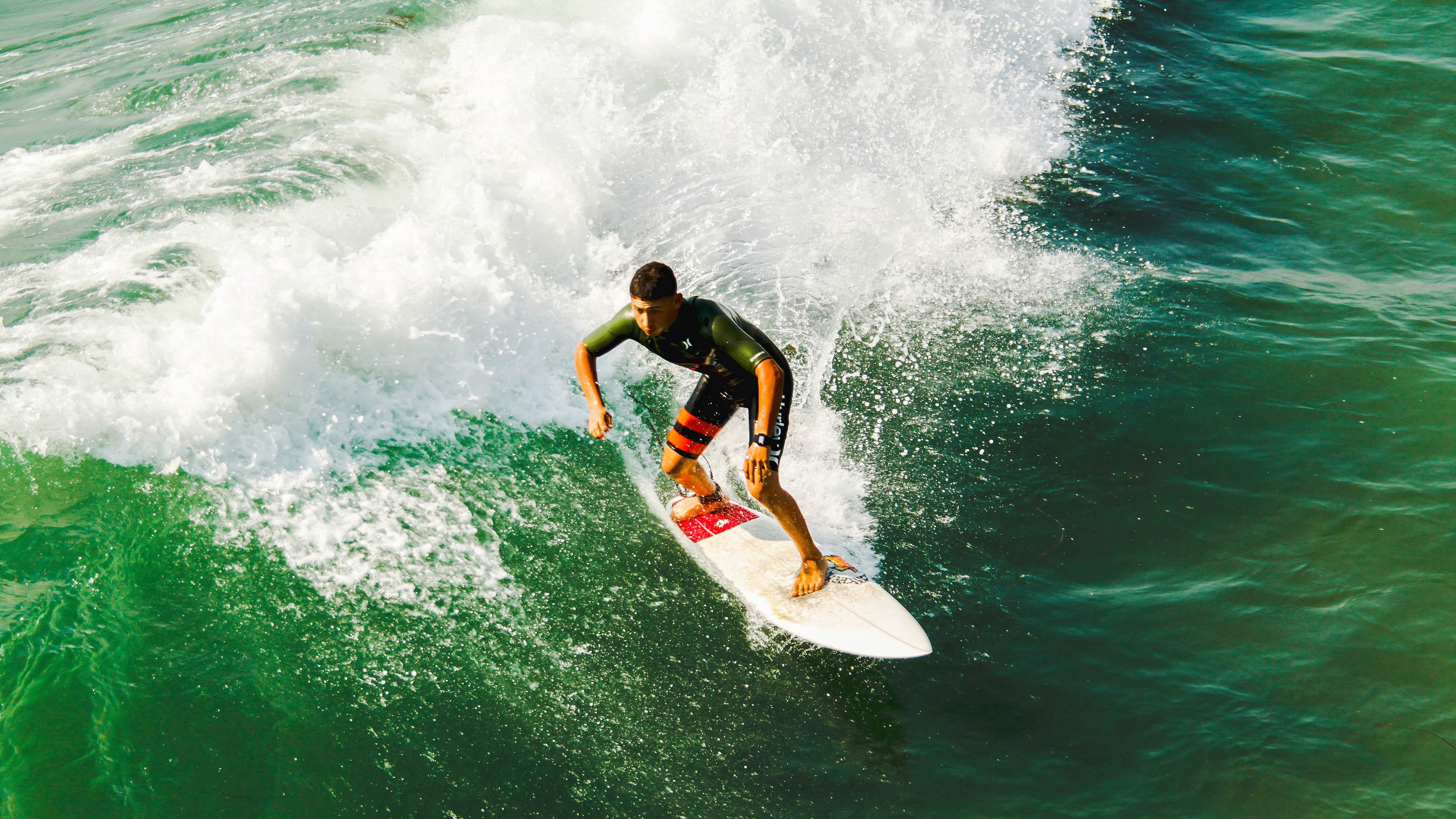 爱游戏官方-年度焦点之战，多特蒙德一波带走美国新星的战略启示