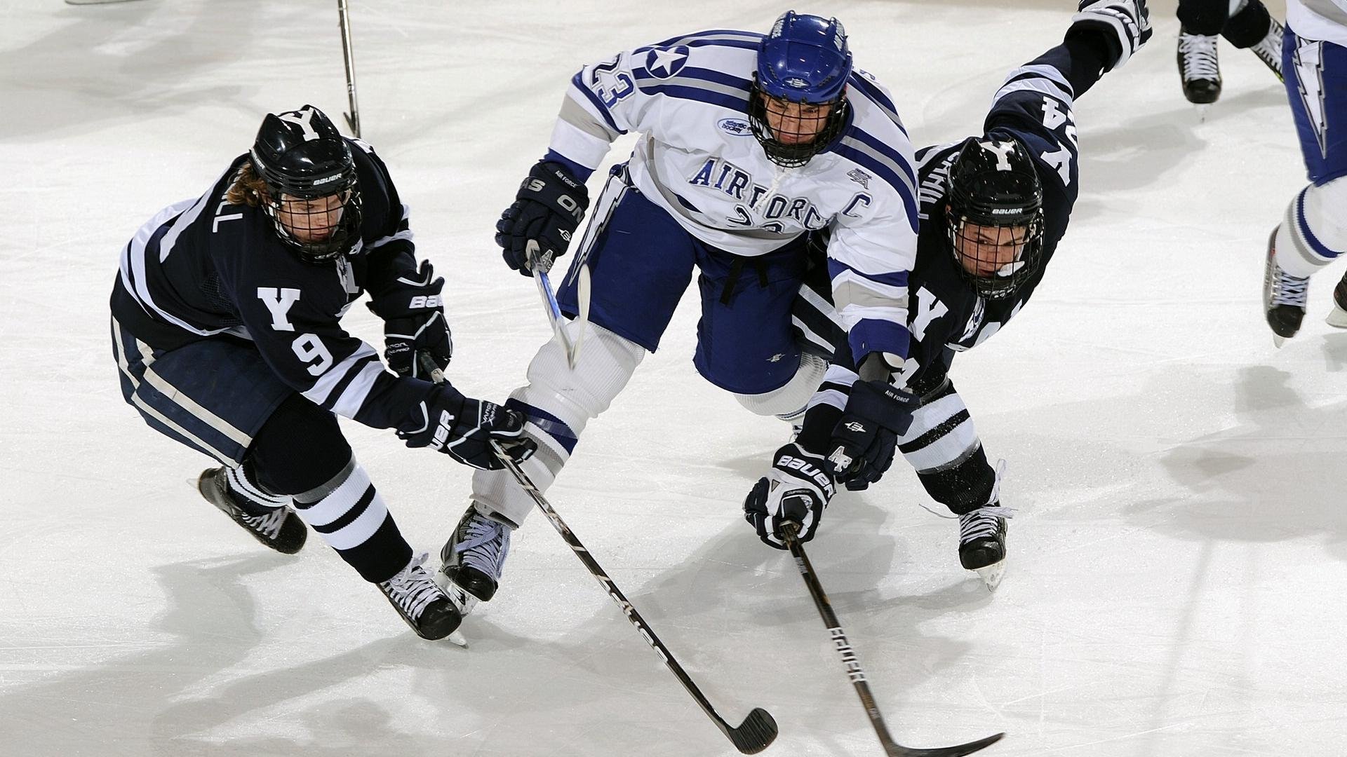 开拓者提前终结悬念魔术，马克西成为关键先生